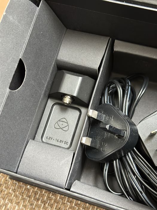 Atomos Ninja V - Monitor Gravador em Muito Bom Estado com Caixa