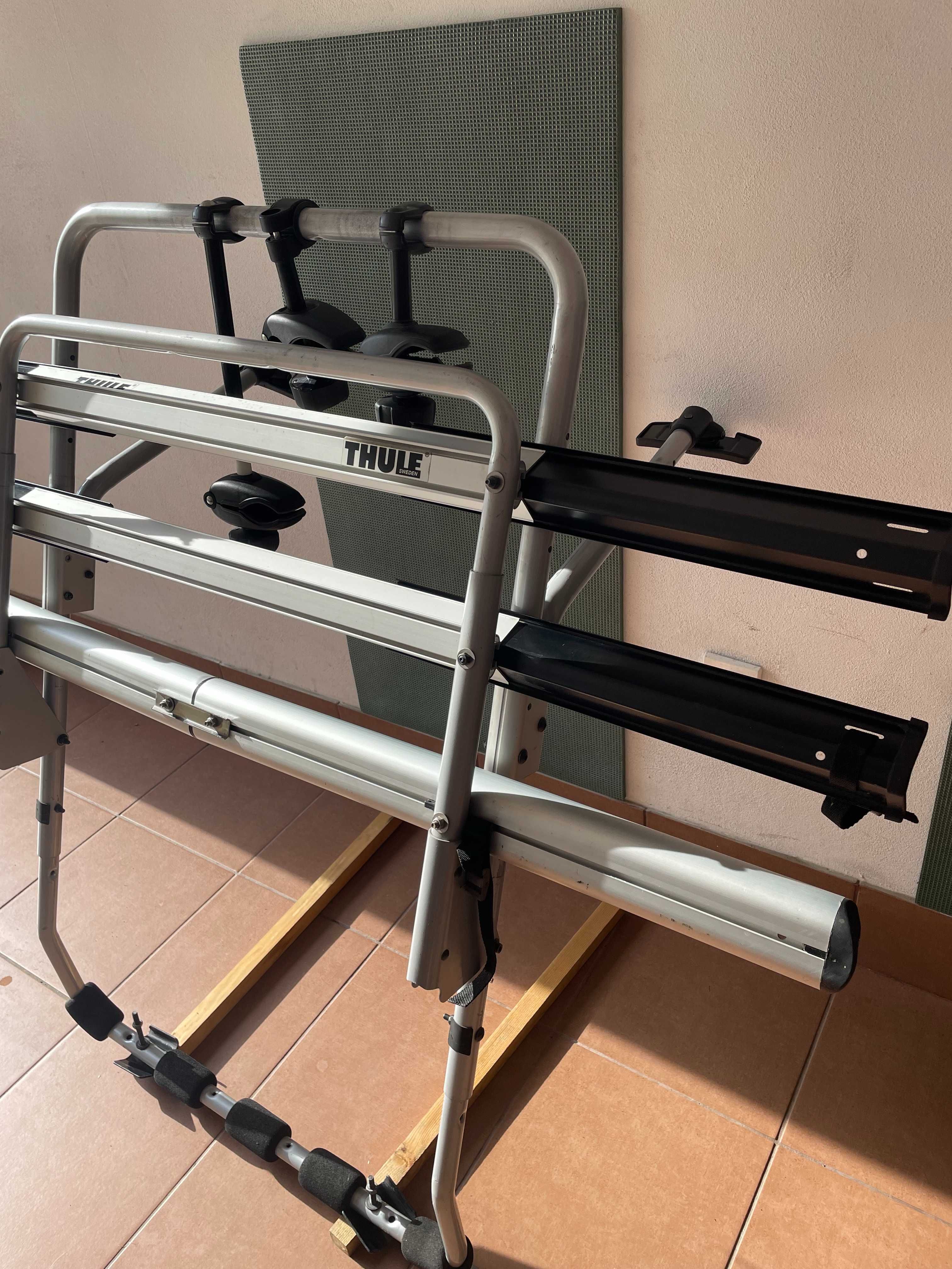 THULE Backpac 973 uchwyt bagażnik na 2-4 rowery na klapę