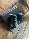 Playstation 4 Slim + 9 Gier