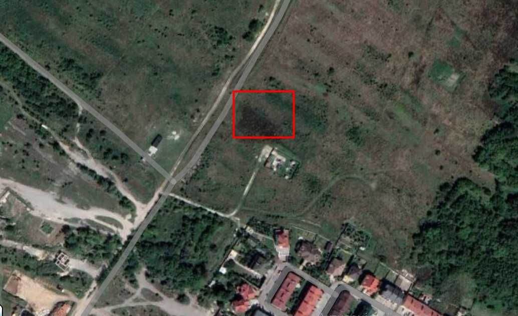 Продається земельна ділянка в місті на вулиці Микулинецькій