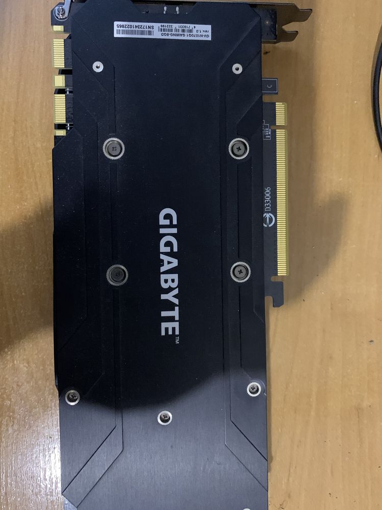 Продам відеокарту Gigabyte GeForce GTX 1070 8Gb