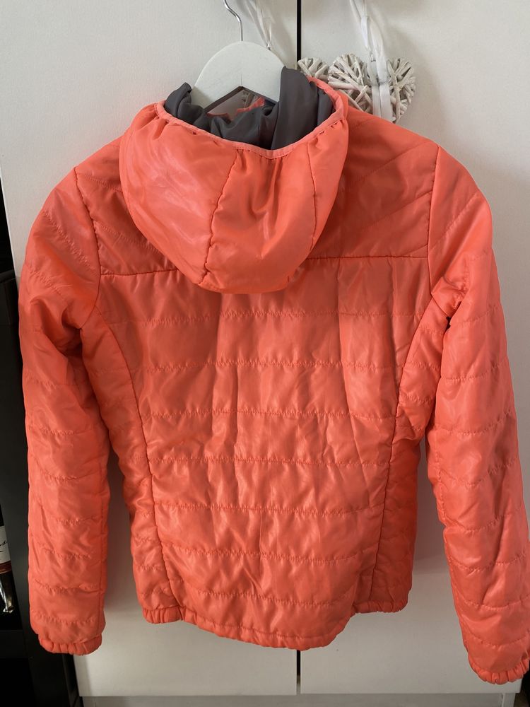Łososiowa / pomarańczowa pikowana kurtka z kapturem XS Sinsay