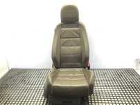 FOTEL PRAWY GTI - 399.00 PLN - VW GOLF V (1K1) 2003 - 2010 2.0 GTI 147 kW [200 KM] benzyna 2004 -
