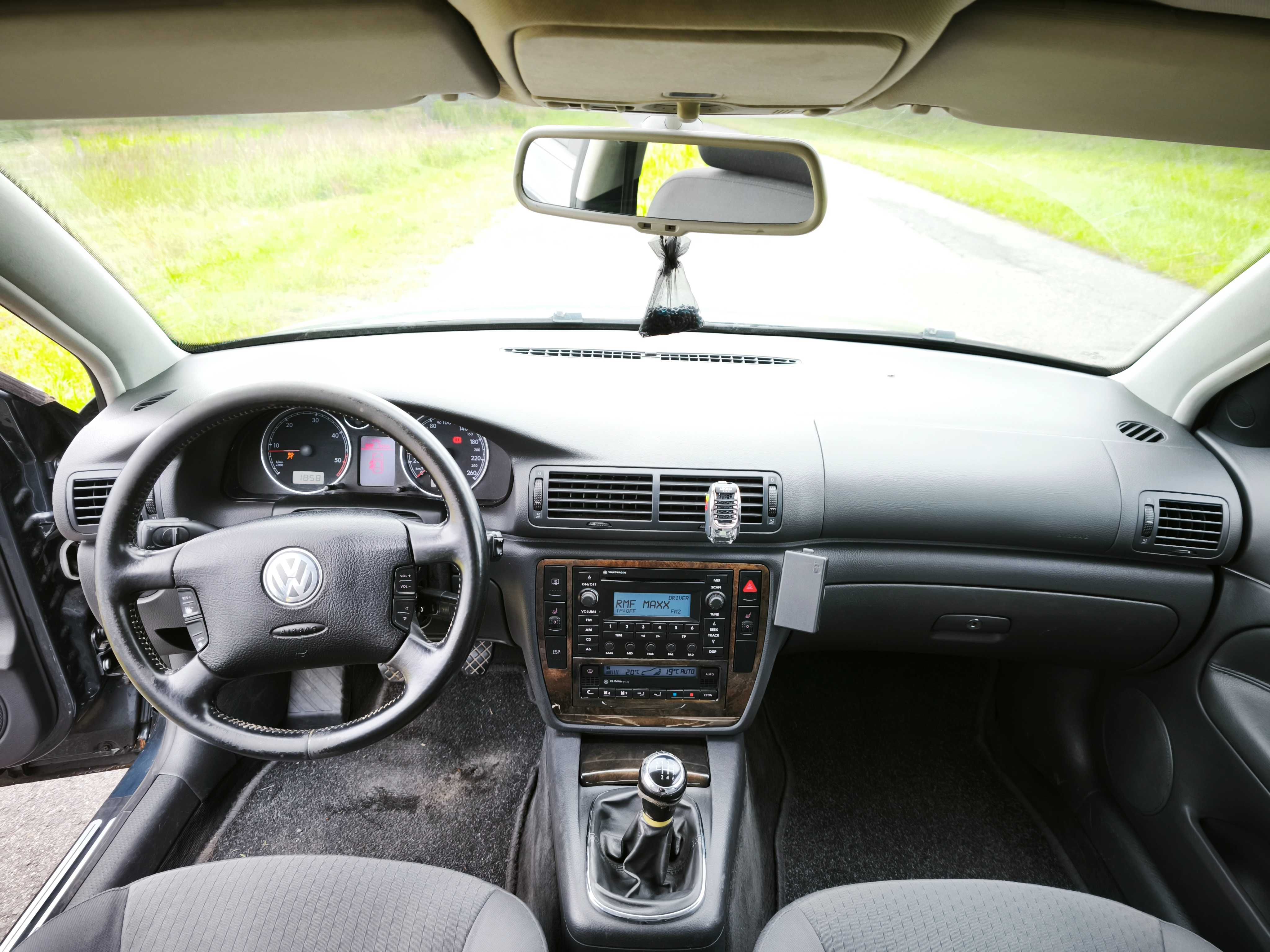 Volkswagen Passat B5 / 05r/ 130KM AVF / 6 biegów