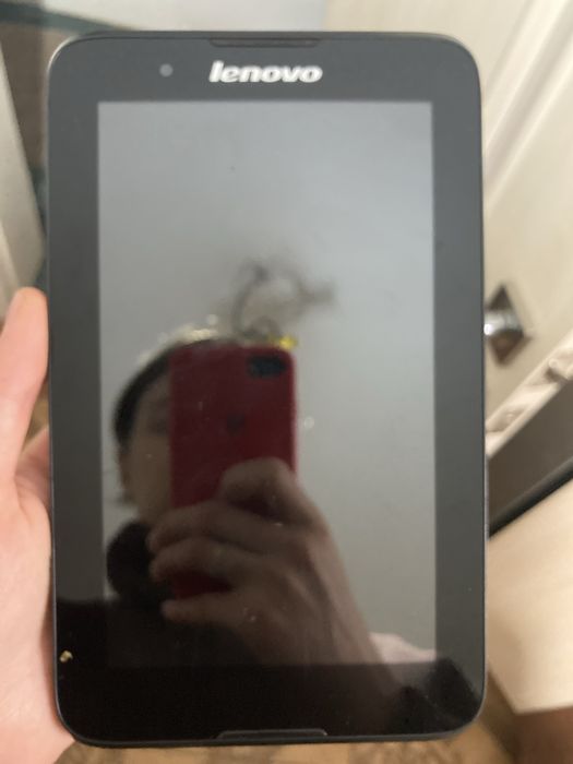 Планшет Lenovo A3500-H — працює або на запчастини