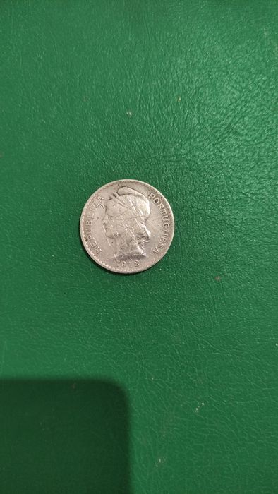 Moeda portuguesa 50 centavos ( PRATA )