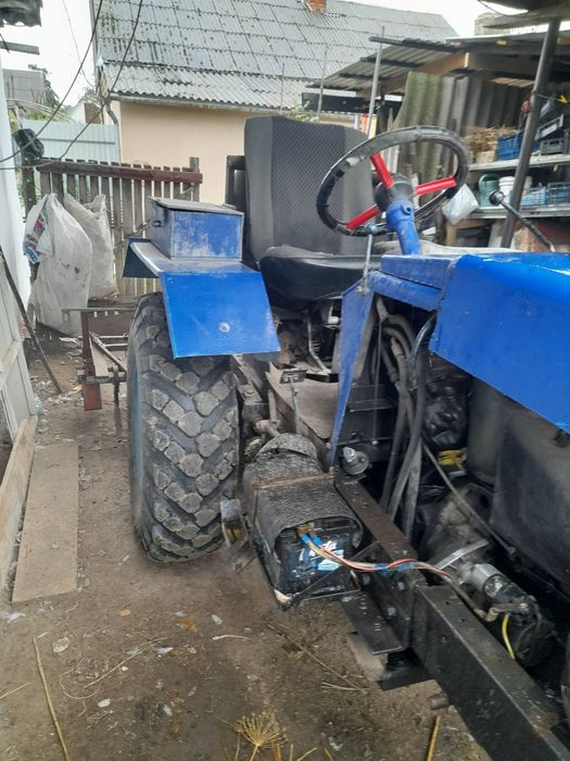 Продам саморобний трактор.