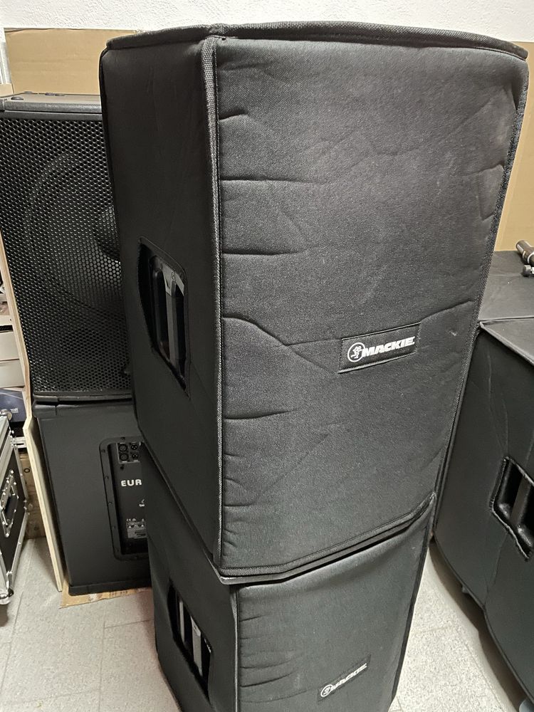 Mackie DRM 212 (activas)