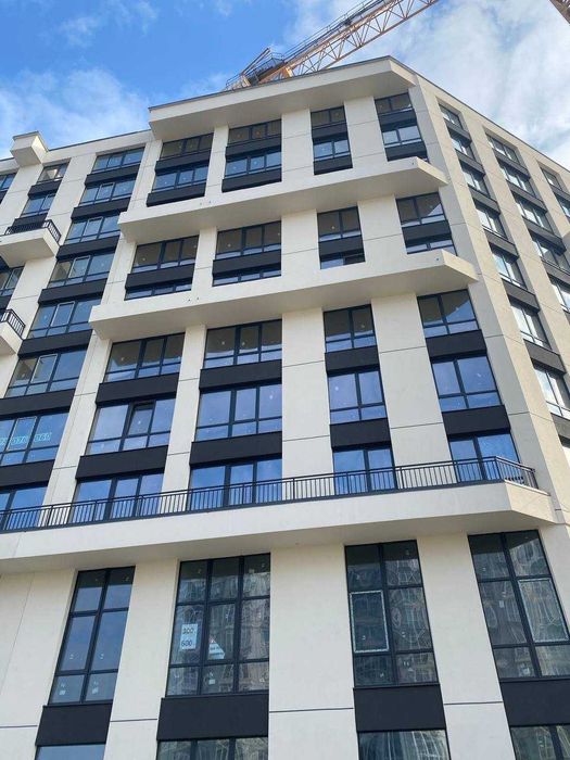 Продаж 1-кімнатної квартири біля озера ЖК Міленіум / Millennium