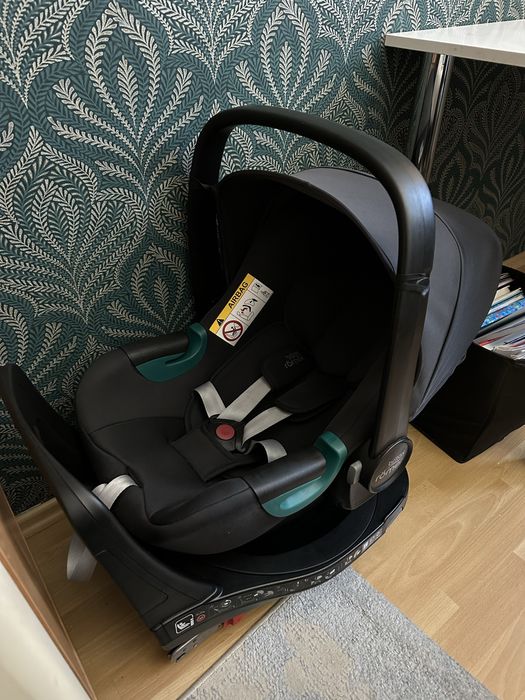 Britax romer z bazą 360*