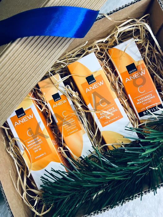 Anew Vit C zestaw prezentowy w pudełku, Avon krem serum