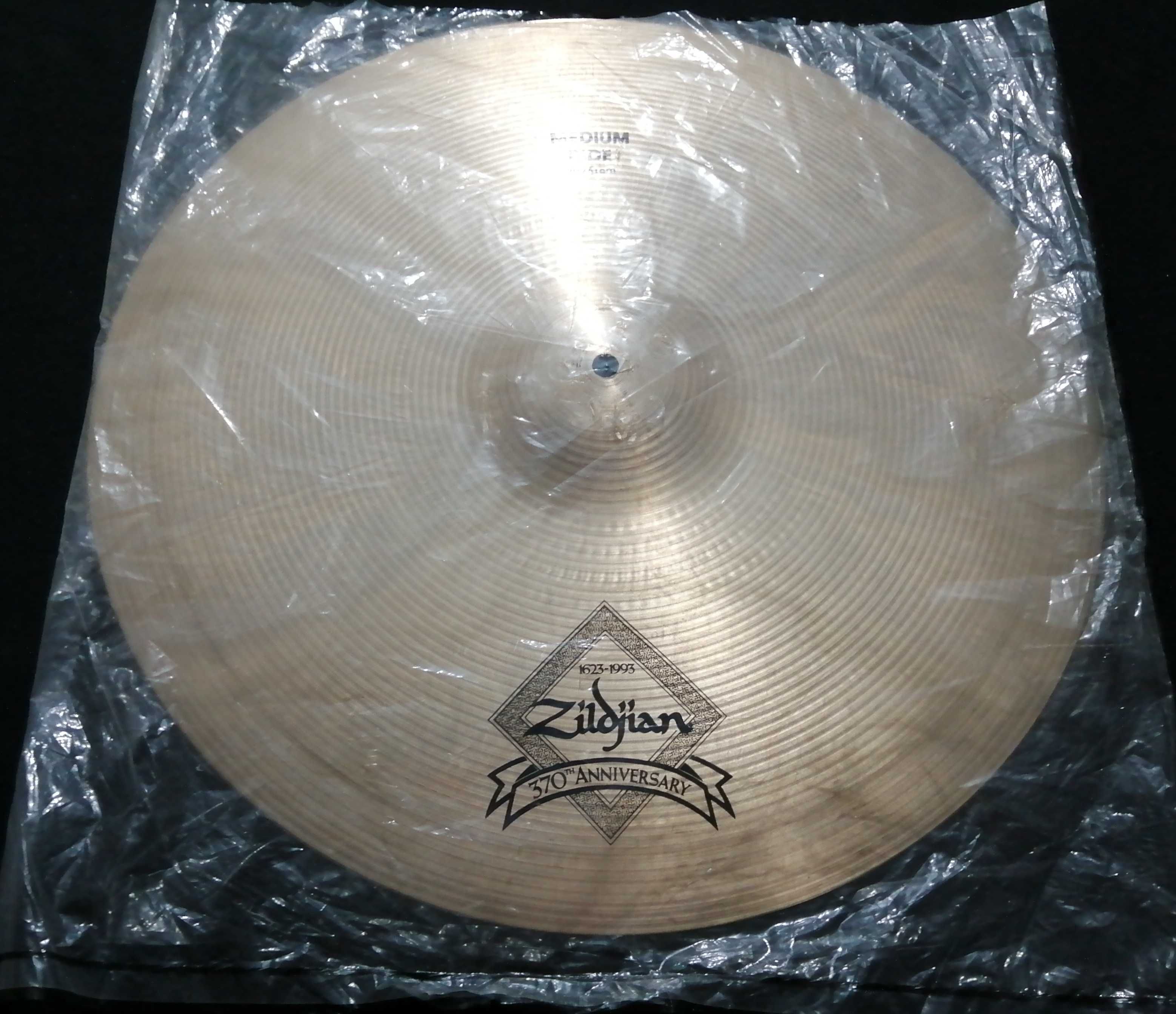 Zildjian Preto 20" Medium Ride 379th Anniversary Novo