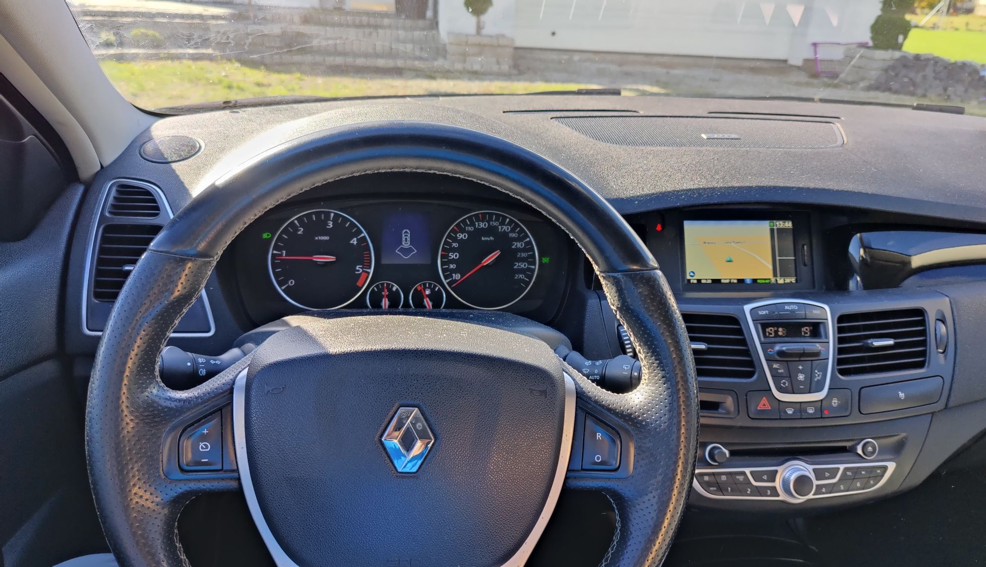 Renault laguna III 2.0 Bose 173 KM sprzedam lubzamienię automat