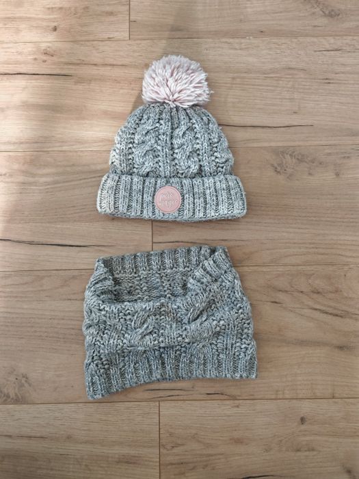 Komplet zimowy czapka + komin dla dziewczynki