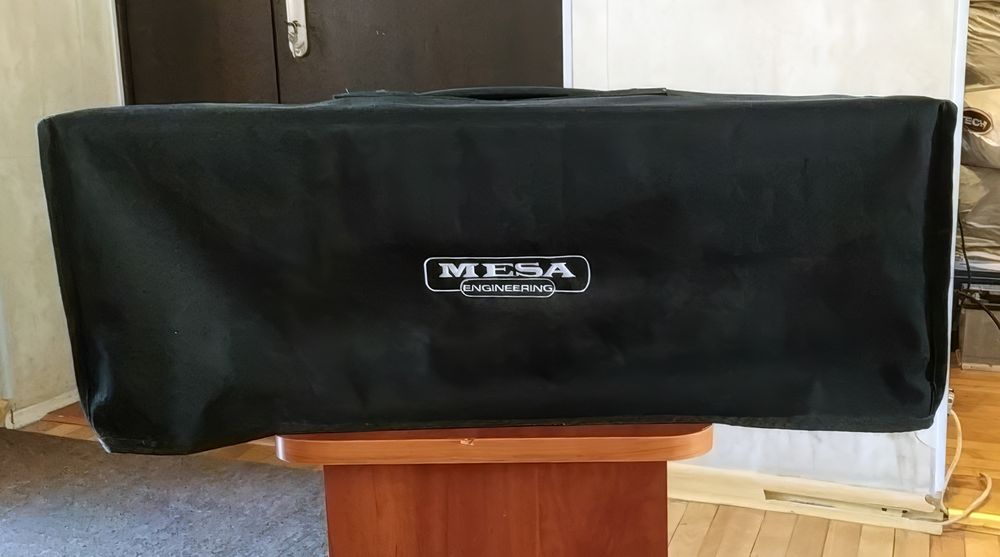 Mesa Dual Rectifier - гітарний підсилювач

Три канали: зелений, пома