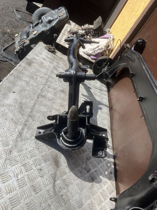 Балка подрамник передний передняя нива niva