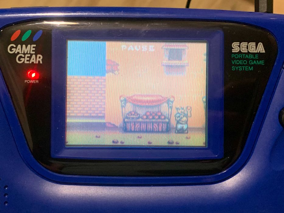 Sega game gear Blue в робочому стані з блоком живлення та картриджем