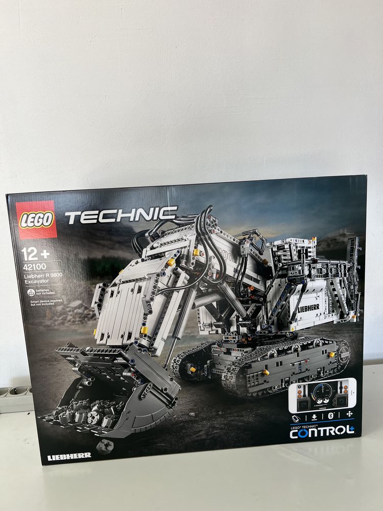 Конструктор  Lego 42100 Technic Екскаватор Liebherr R 9800! New!