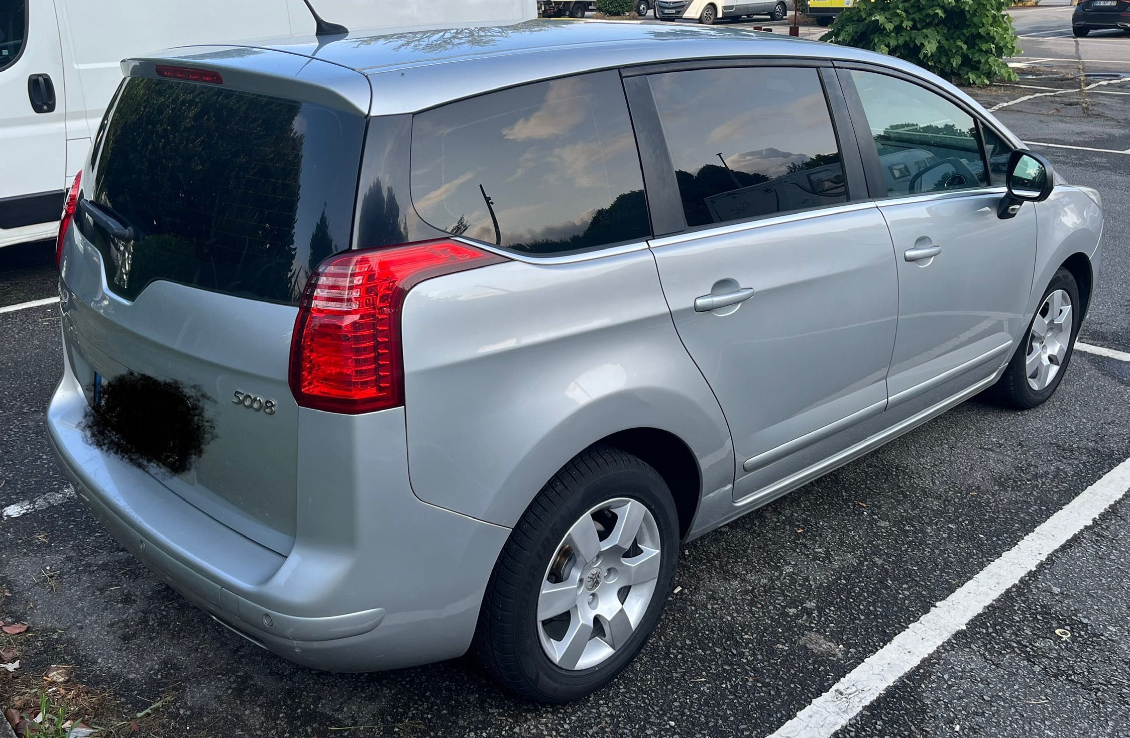 Peugeot 5008 1.6 gasóleo