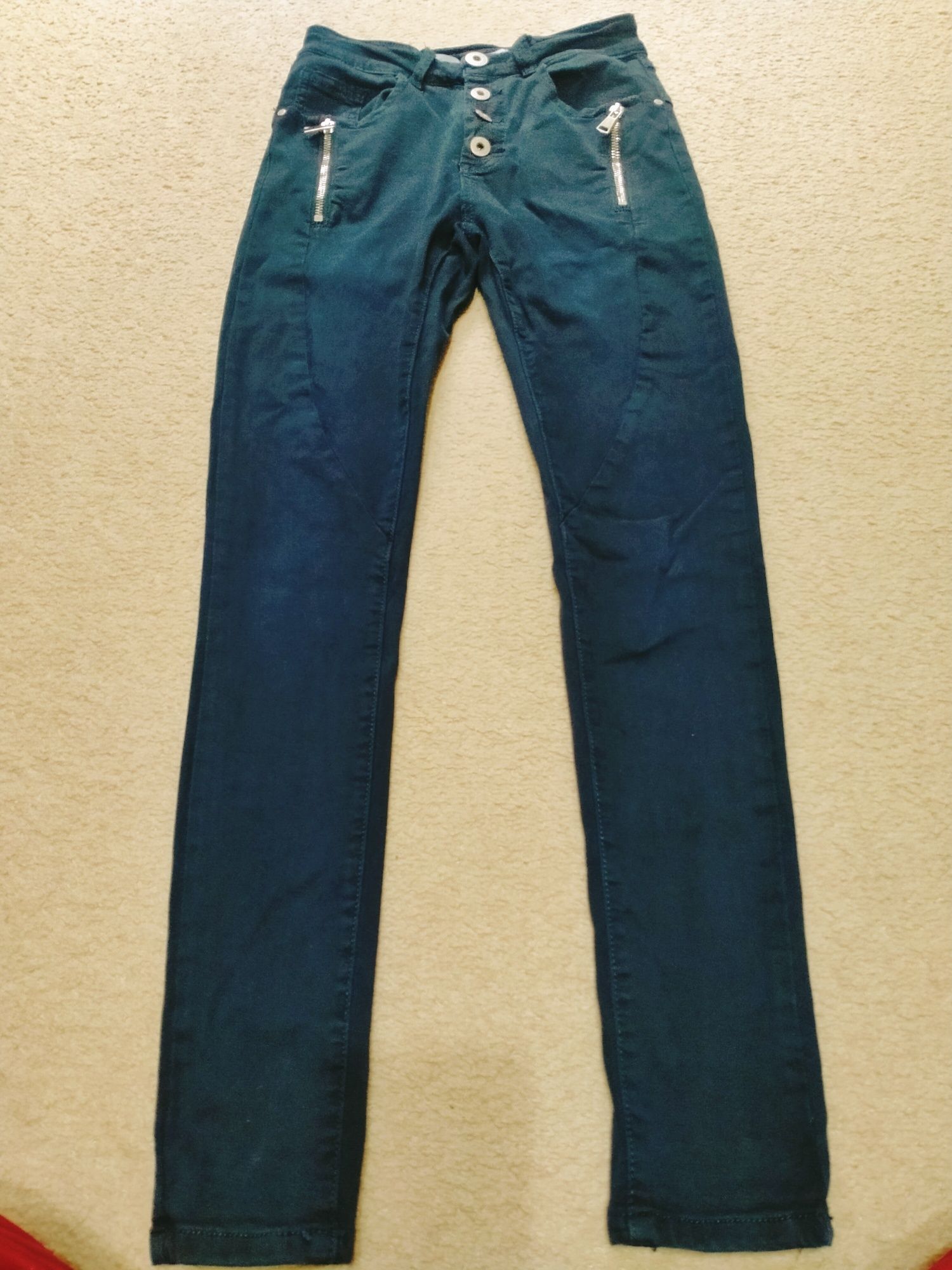 Spodnie jeansowe S/36