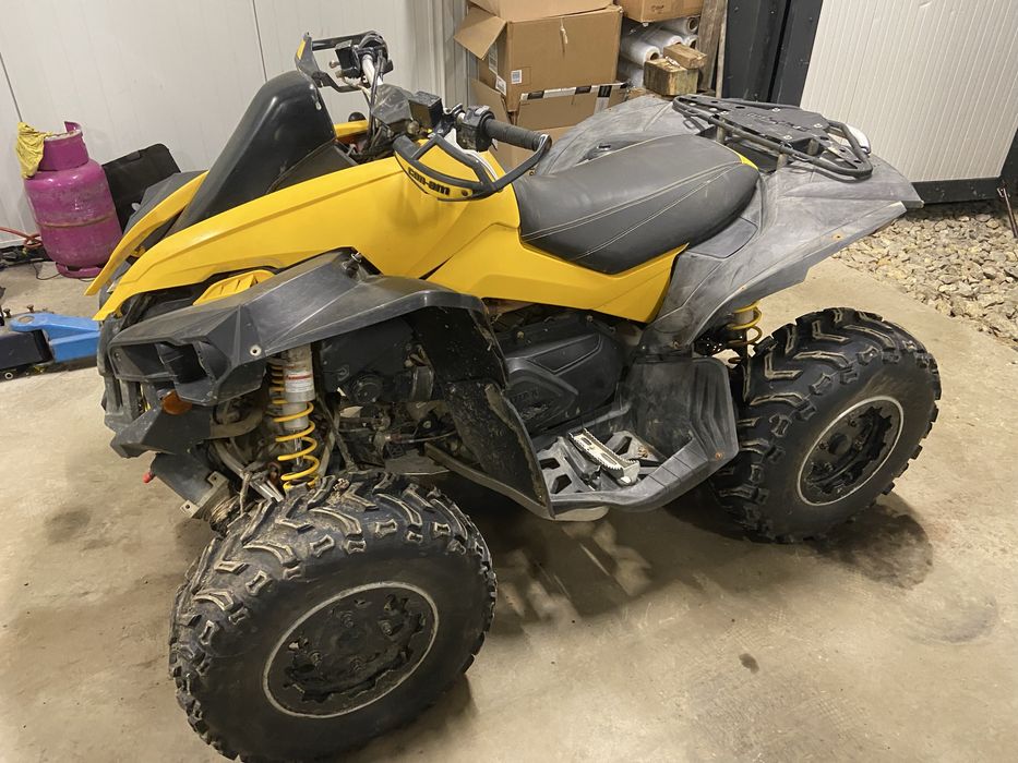 Plastiki osłona obudowy Bagażnik stelaż koła can am renegade 800R g1