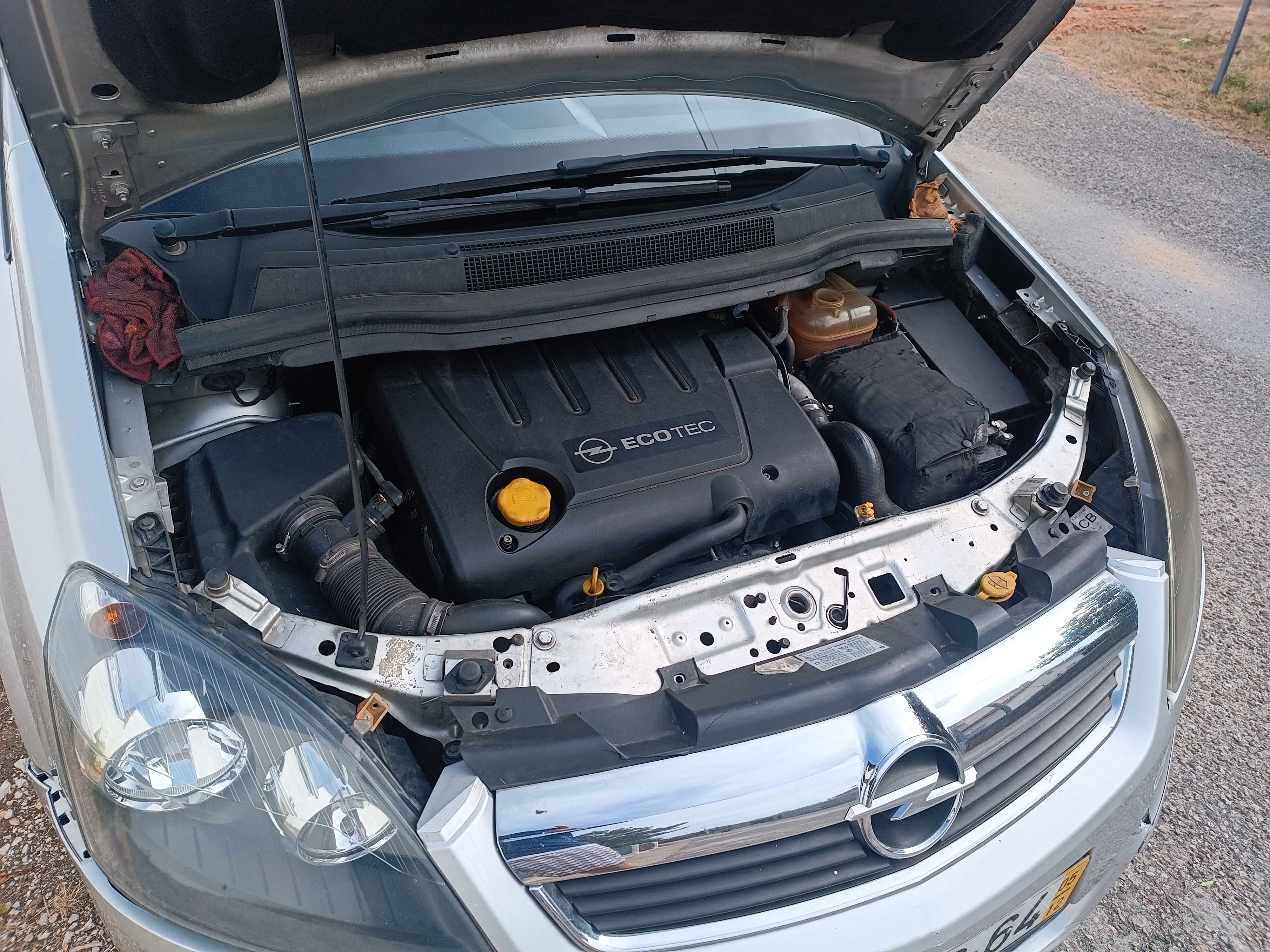 Opel Zafira CDTi 1.9 / 2005 / 7 Lugares | Económica | Espaçosa | €2000