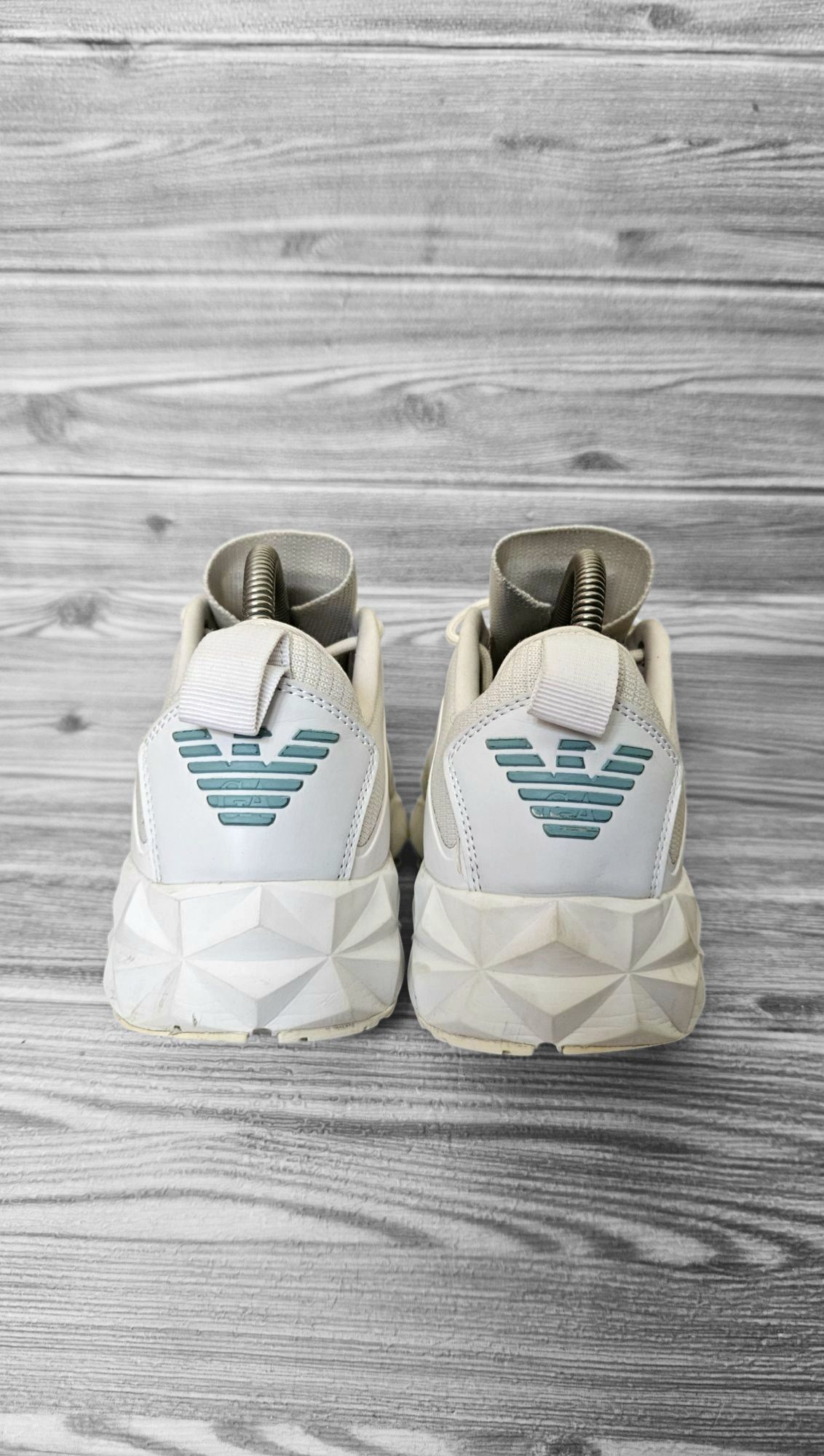 Sneakersy damskie Emporio Armani stylowe lekkie wiosenne sportowe 41