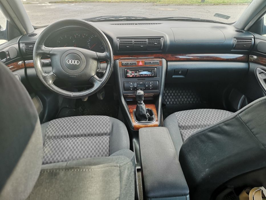 Audi a4 b5 1.8 125 KM