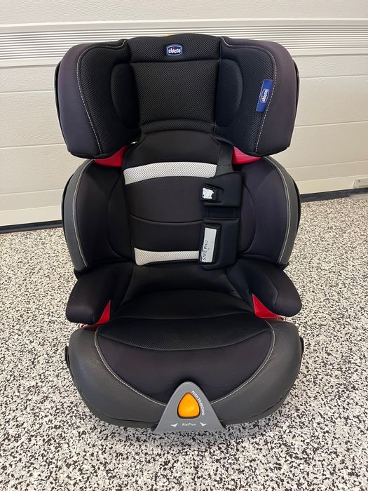 Chicco Oasys 2/3 FixPlus EVO 15-36 kg (dostępne dwa warianty)