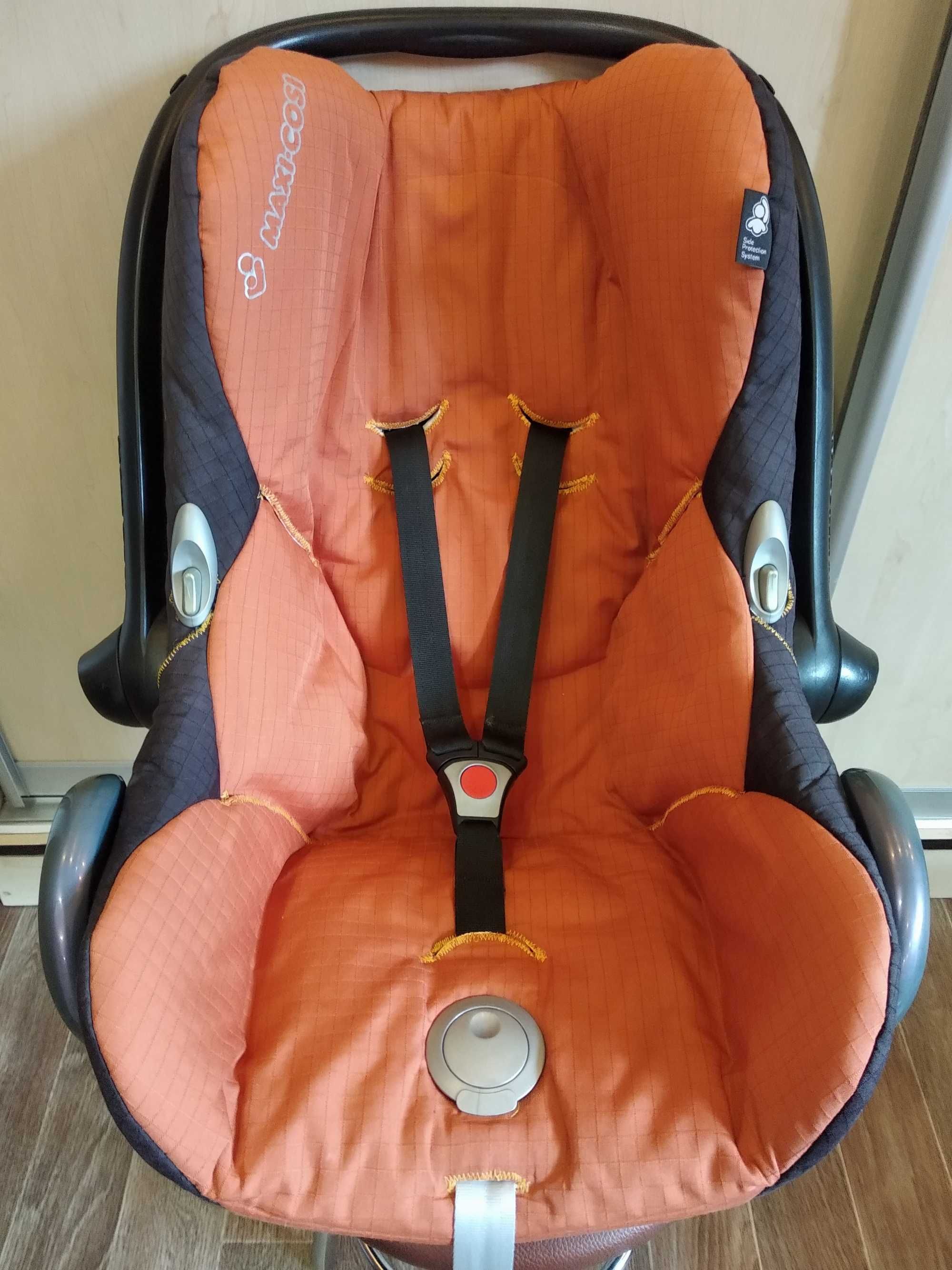 Автокрісло люлька MAXI COSI