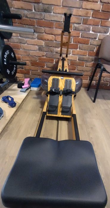 Wioślarz wodny ergometr wioślarski WaterRower Performance SmartRow Dąb