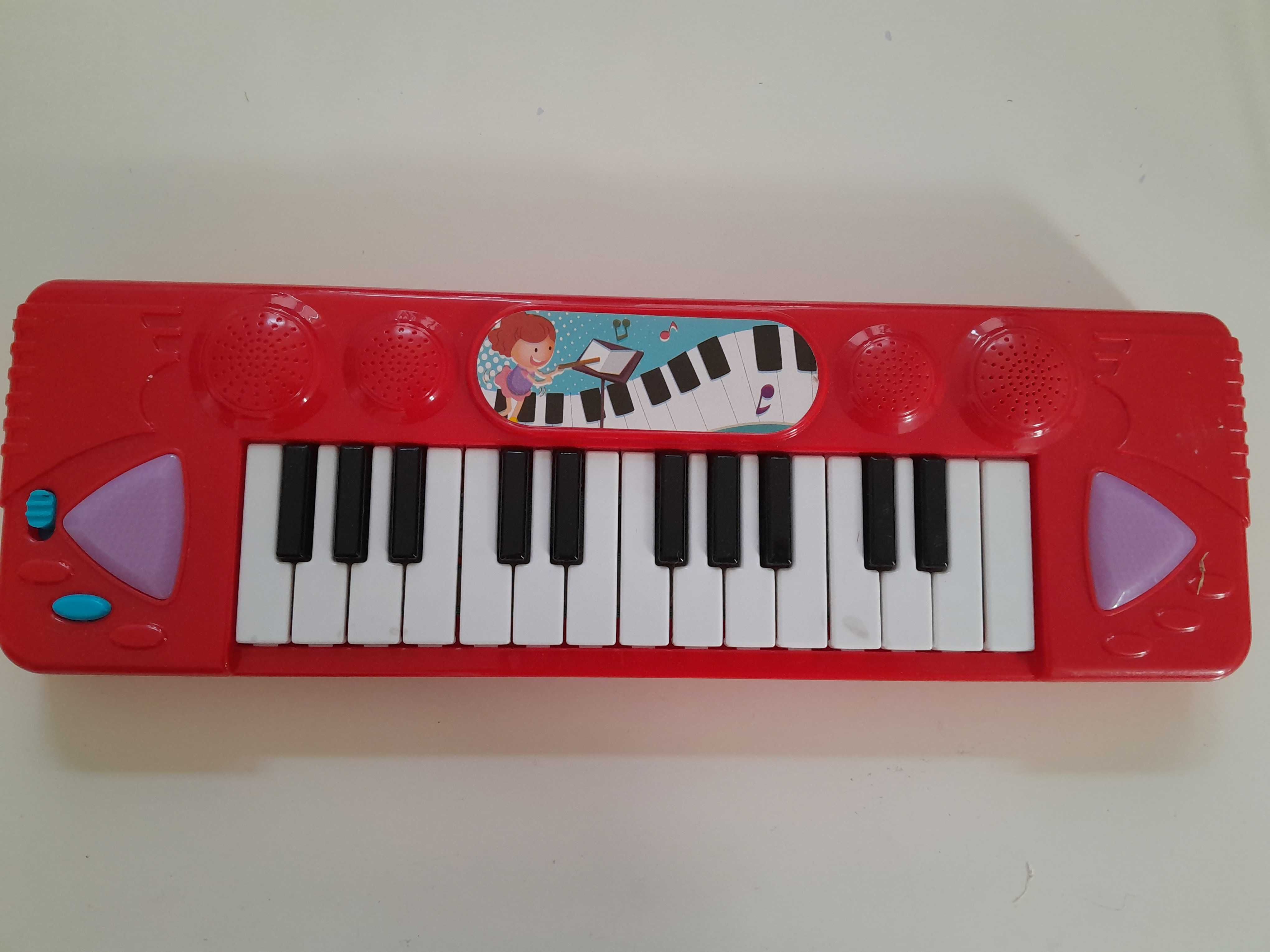 pianinko dla dzieci czerwone