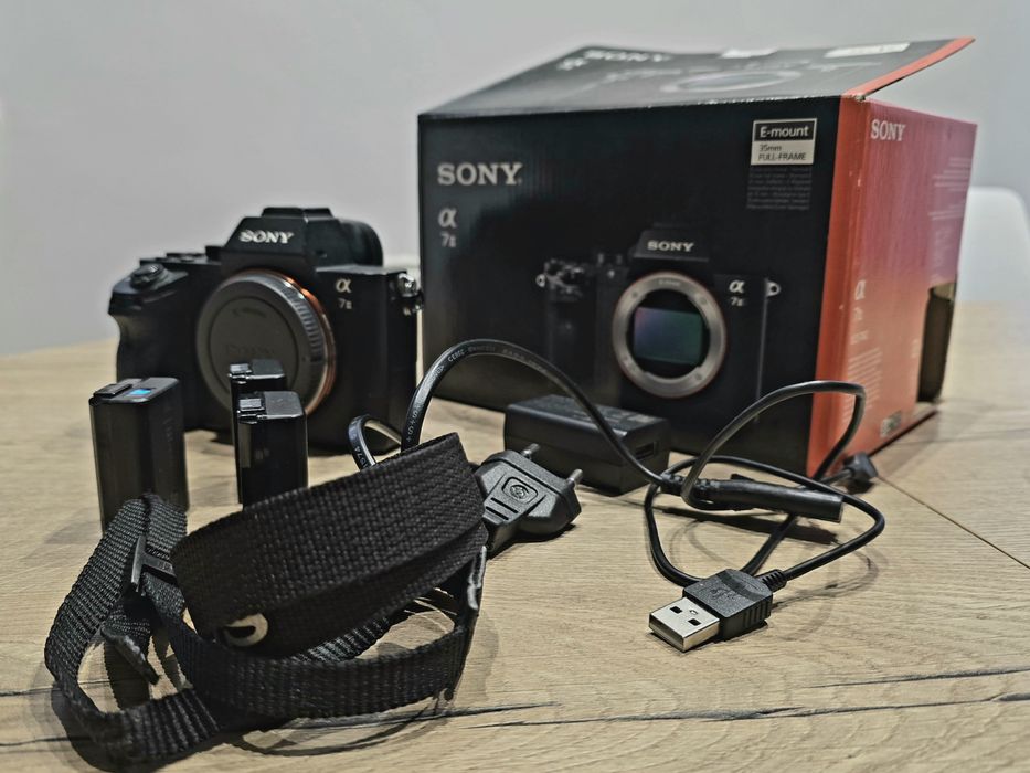Sony A7 II (body) – po wymianie migawki + 3 baterie + ładowarka