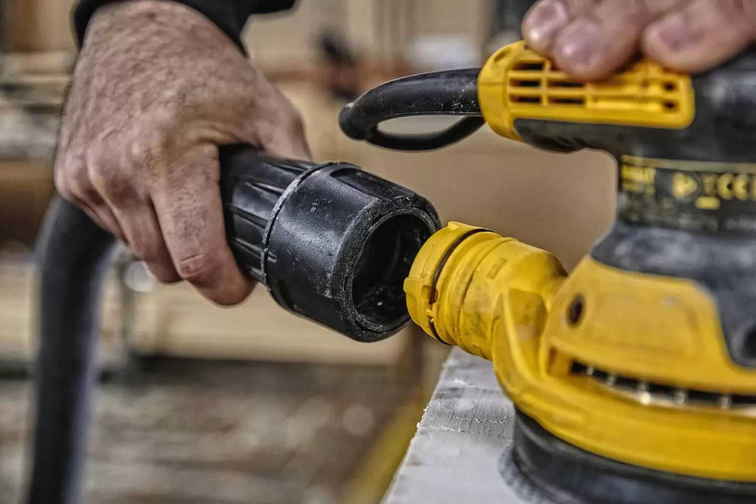 Шлифмашина эксцентриковая сетевая DeWALT DWE6423/Mexico/рег.об/офиц/г3