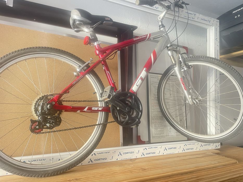 Bicicleta quase nova