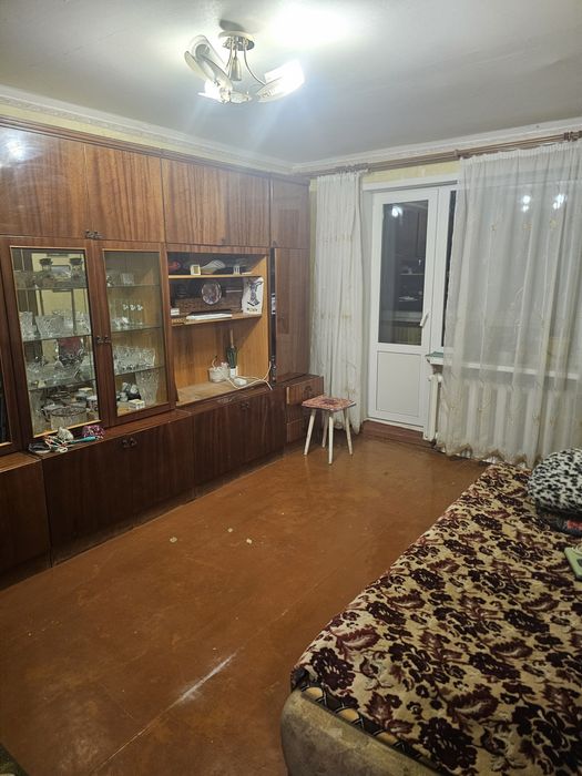 ПРОДАМ 1ку нагорная9/9