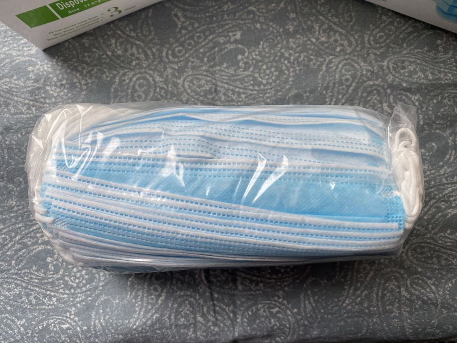 Захисні маски 50штук