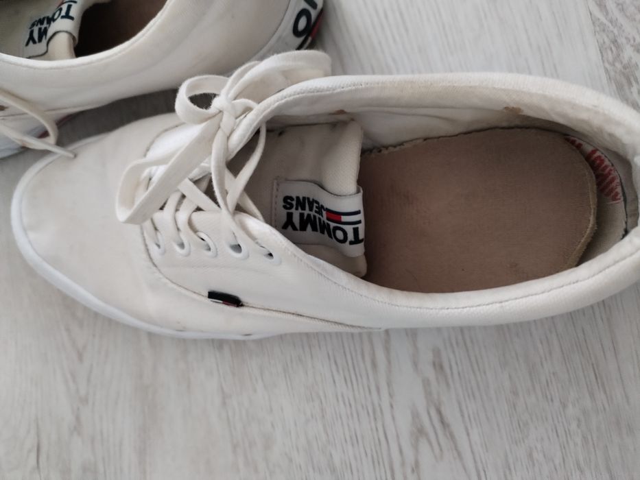 Sprzedam damskie trampki