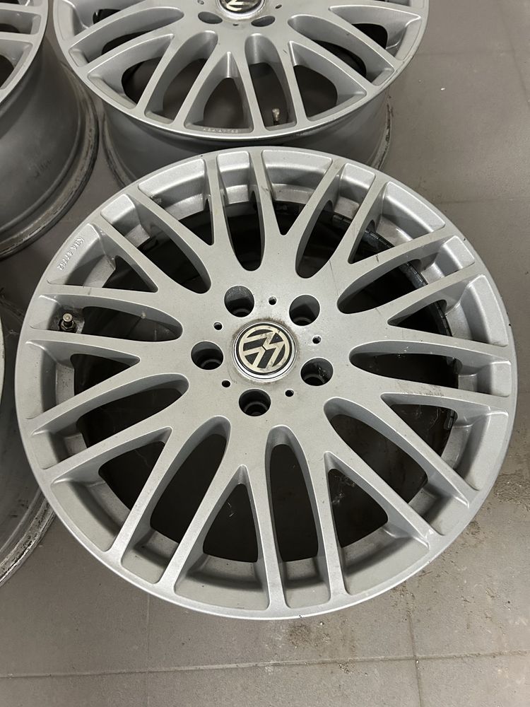Felgi aluminiowe 17 5x112 Volkswagen Audi DEZENT