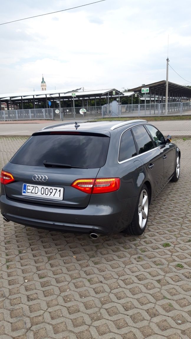 Audi A4B8 3.0TDi S-line