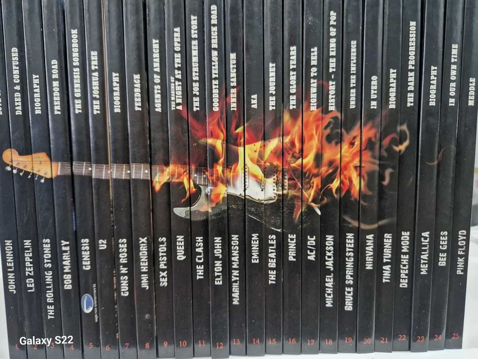 Kolekcja 25 z muzyką  płyt dvd  książka + film