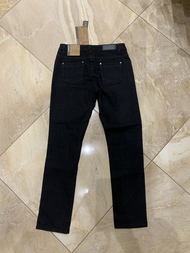 Nowe czarne jeansy Takko Fashion