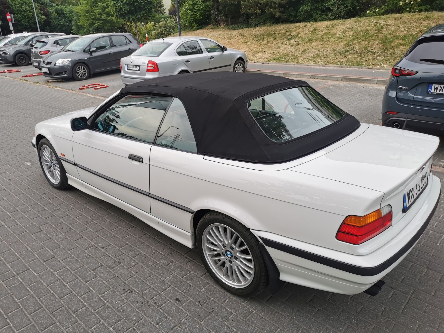 BMW E36 cabrio 328i oryginalny Stan kolekcjonerski 127kkm