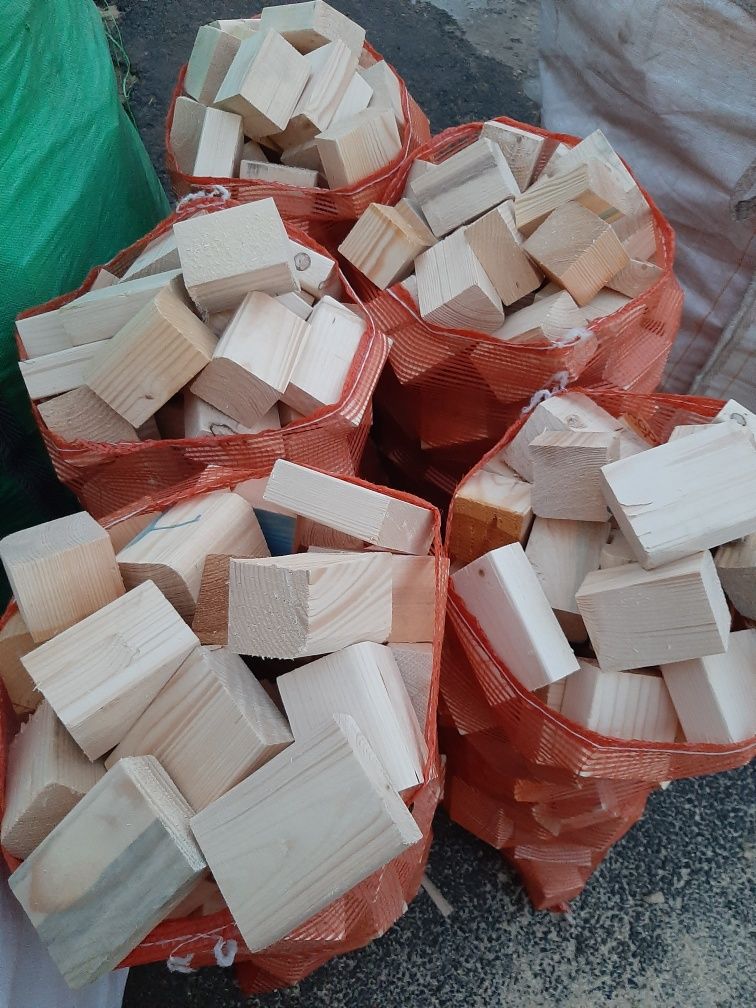 Drewno Opałowe klocuszki czyste ,suche pakowane w worki