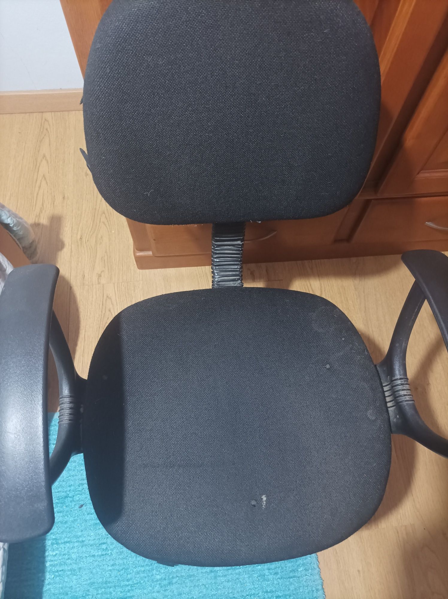 Cadeira pequena 10€