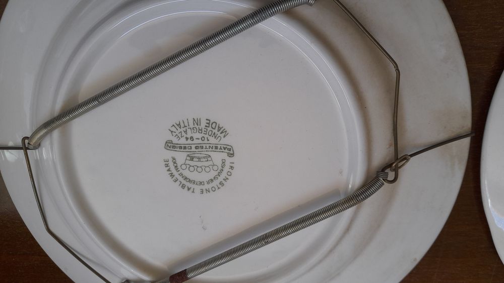 Conjunto de 2 pratos de pendurar