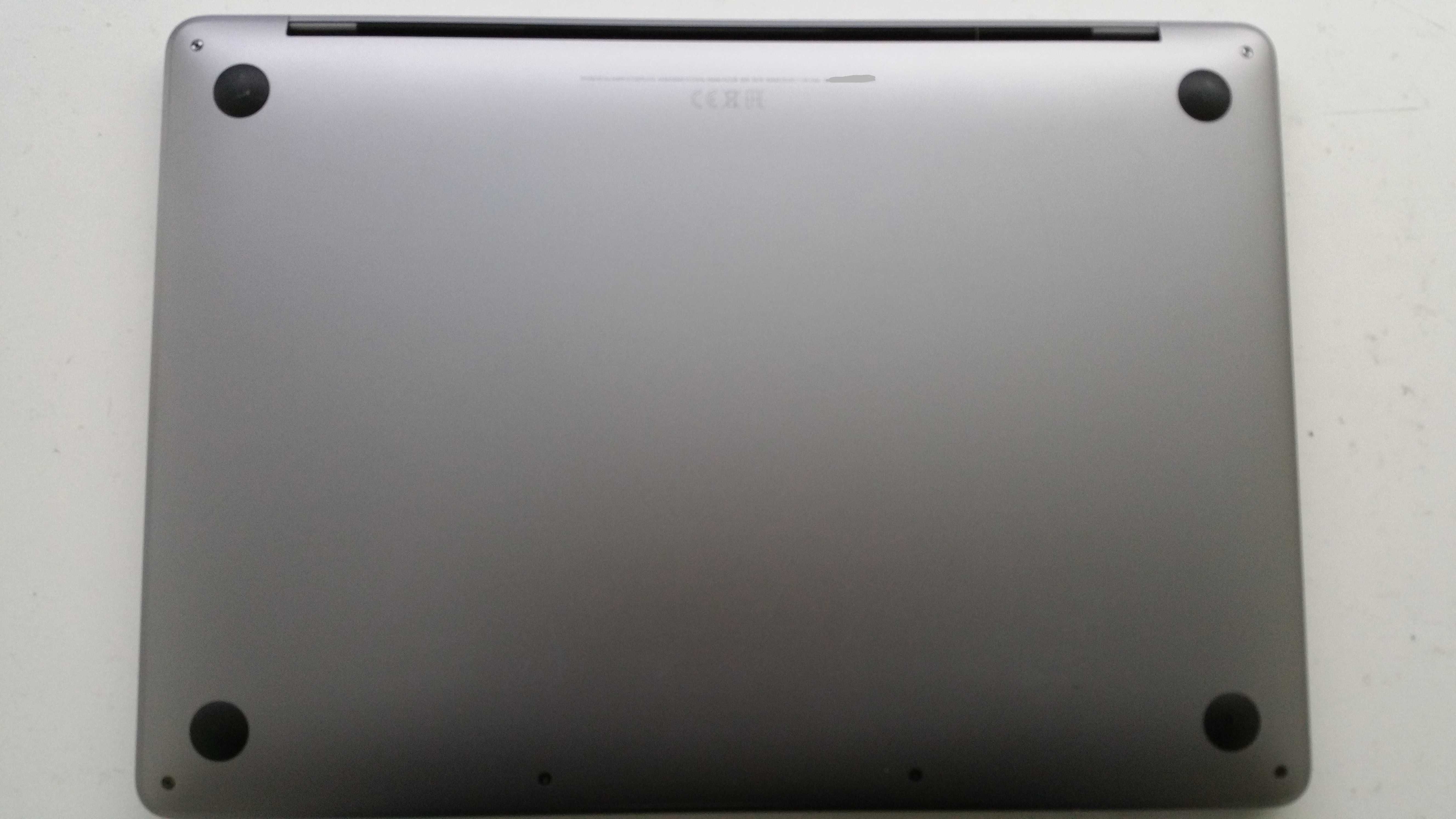 Macbook Pro A2338 como novo todas as peças