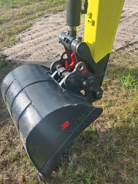 Giratória Yanmar vio55