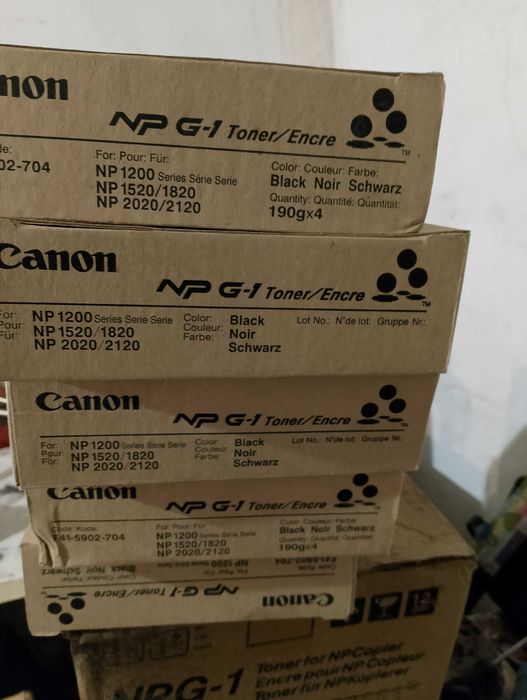 Продам черный тонор для картриджей, CANON.