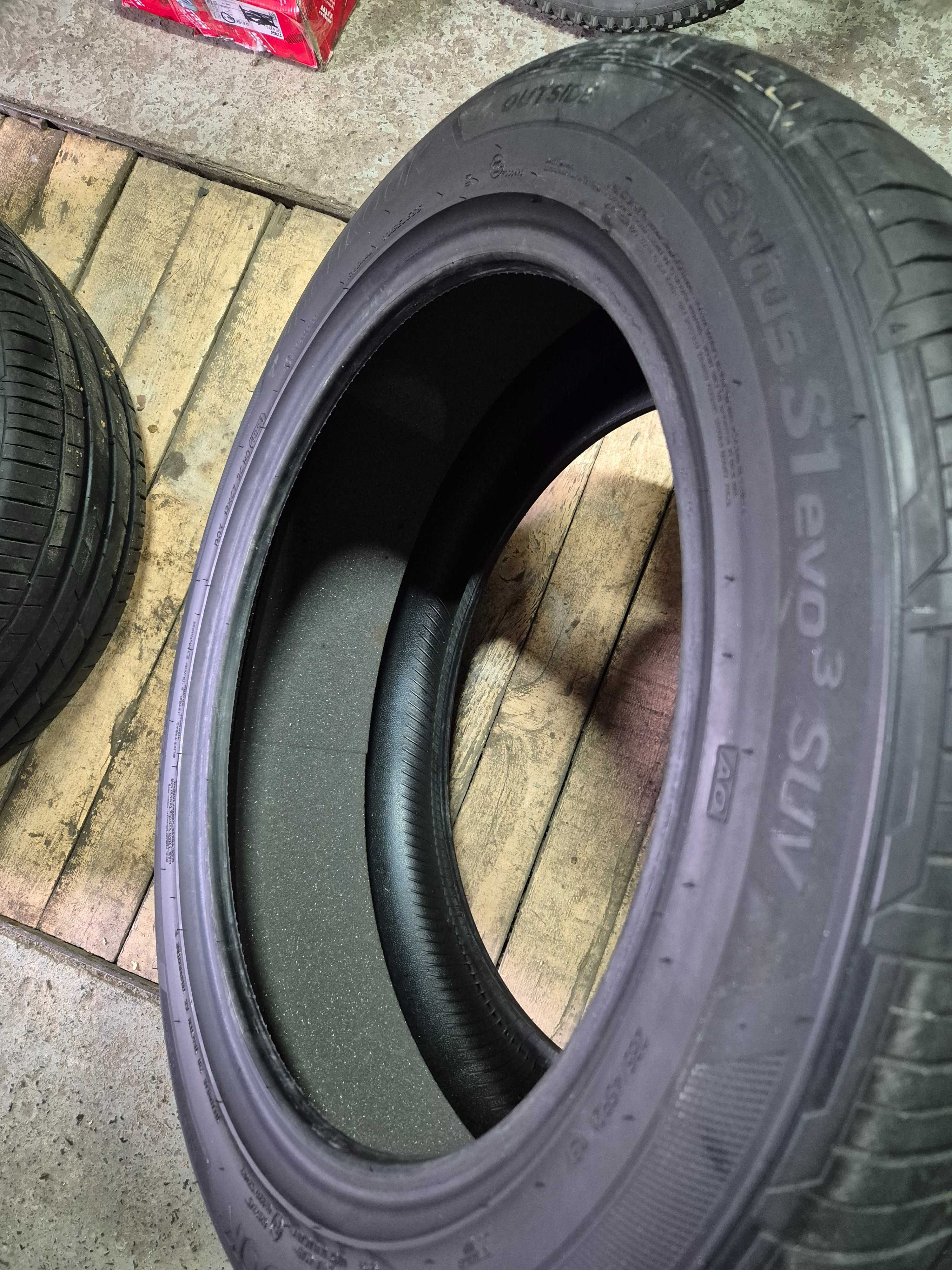 Hankook Ventus S1 EVO 3 SUV 285/45 R21